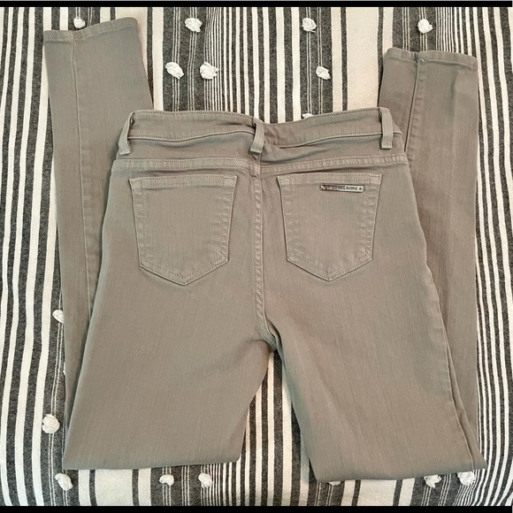 Michael Kors Light Grey Skinny Jeans - Size 2 - Picture 2 of 5